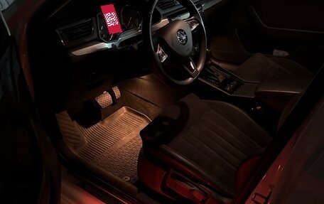 Skoda Superb III рестайлинг, 2017 год, 1 890 000 рублей, 3 фотография