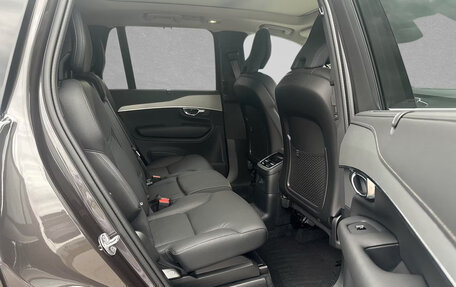 Volvo XC90 II рестайлинг, 2025 год, 9 015 000 рублей, 4 фотография