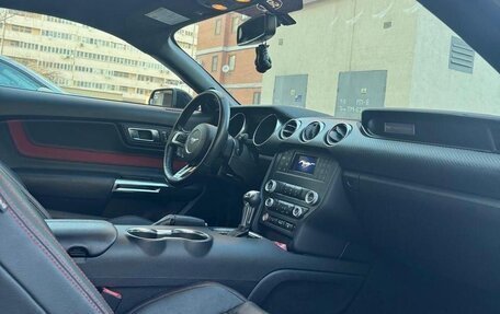 Ford Mustang VI рестайлинг, 2018 год, 3 100 000 рублей, 6 фотография