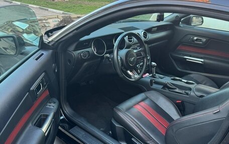 Ford Mustang VI рестайлинг, 2018 год, 3 100 000 рублей, 5 фотография