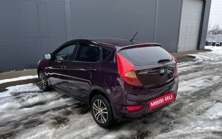 Hyundai Solaris II рестайлинг, 2011 год, 545 000 рублей, 4 фотография