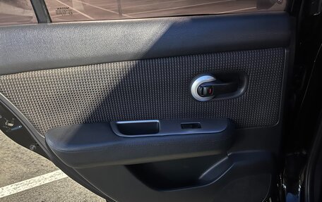 Nissan Tiida, 2010 год, 750 000 рублей, 13 фотография