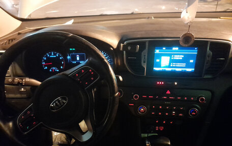 KIA Sportage IV рестайлинг, 2016 год, 1 670 000 рублей, 9 фотография