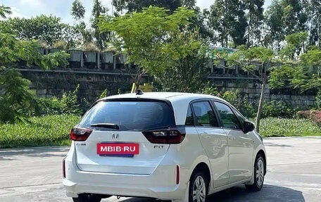 Honda Fit, 2022 год, 980 000 рублей, 4 фотография