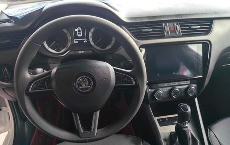 Skoda Octavia IV, 2021 год, 2 000 000 рублей, 9 фотография