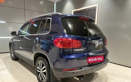 Volkswagen Tiguan I, 2011 год, 1 103 000 рублей, 3 фотография