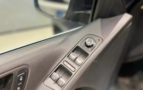 Volkswagen Tiguan I, 2011 год, 1 103 000 рублей, 13 фотография