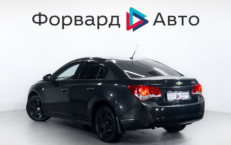 Chevrolet Cruze II, 2010 год, 599 900 рублей, 5 фотография