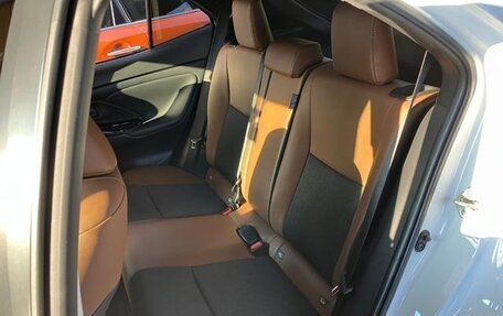 Toyota Yaris Cross, 2022 год, 1 598 000 рублей, 15 фотография