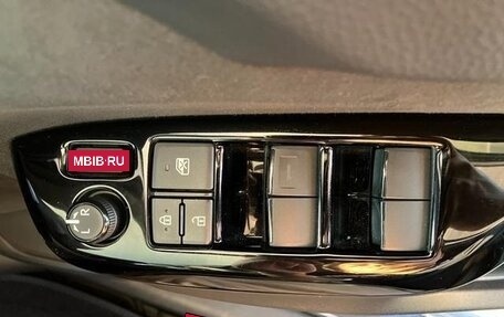 Toyota Yaris Cross, 2022 год, 1 598 000 рублей, 32 фотография