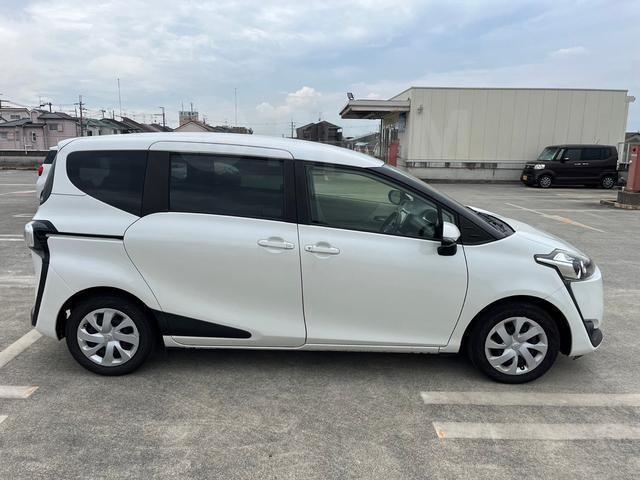 Toyota Sienta II, 2017 год, 786 014 рублей, 6 фотография