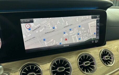 Mercedes-Benz E-Класс, 2019 год, 4 350 000 рублей, 10 фотография