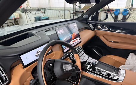 Geely Atlas, 2025 год, 3 100 000 рублей, 12 фотография