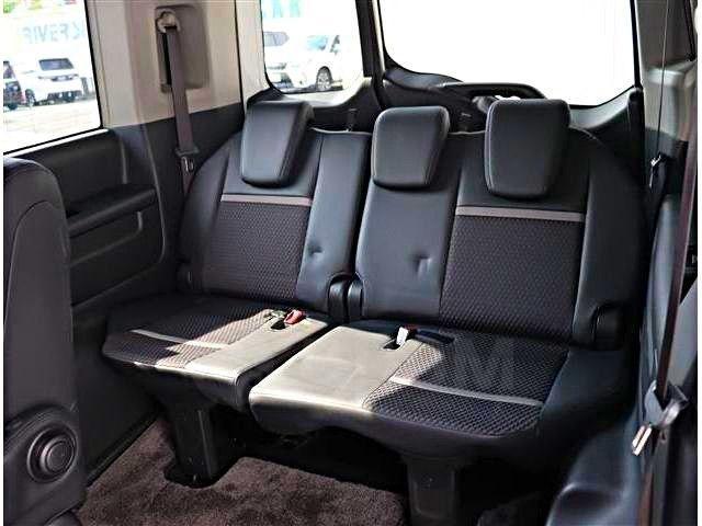 Honda Stepwgn V рестайлинг, 2021 год, 1 450 000 рублей, 4 фотография