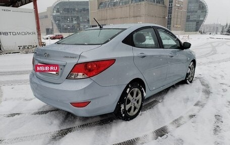 Hyundai Solaris II рестайлинг, 2011 год, 499 000 рублей, 2 фотография
