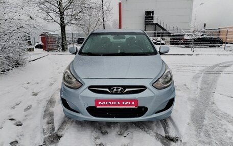 Hyundai Solaris II рестайлинг, 2011 год, 499 000 рублей, 5 фотография