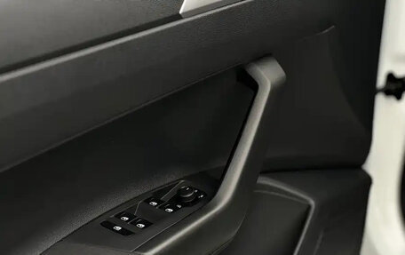 Volkswagen Polo, 2023 год, 1 613 000 рублей, 24 фотография