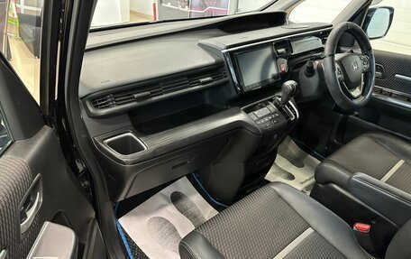 Honda Stepwgn IV, 2015 год, 1 949 000 рублей, 12 фотография