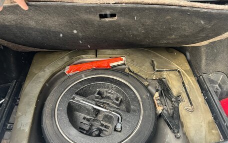 Toyota Avensis III рестайлинг, 2004 год, 630 000 рублей, 6 фотография