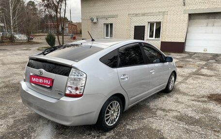 Toyota Prius, 2008 год, 780 000 рублей, 3 фотография