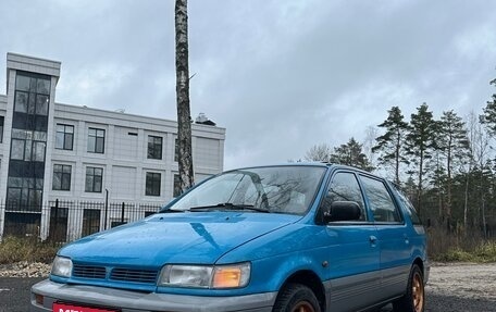 Mitsubishi Space Wagon III, 1991 год, 365 000 рублей, 1 фотография