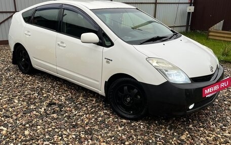 Toyota Prius, 2008 год, 650 000 рублей, 4 фотография