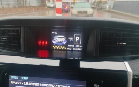 Toyota Roomy I, 2018 год, 1 150 000 рублей, 6 фотография