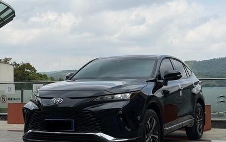 Toyota Venza, 2022 год, 3 130 000 рублей, 1 фотография