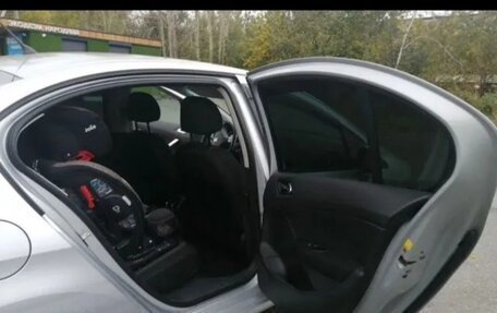 Peugeot 408 I рестайлинг, 2014 год, 610 000 рублей, 8 фотография