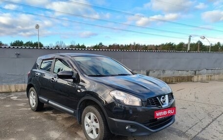 Nissan Qashqai, 2012 год, 830 000 рублей, 2 фотография