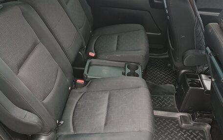 Mazda 5 I рестайлинг, 2008 год, 850 000 рублей, 13 фотография