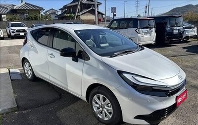 Toyota Aqua, 2025 год, 2 460 000 рублей, 1 фотография