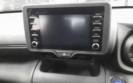 Toyota Yaris Cross, 2021 год, 1 200 000 рублей, 7 фотография