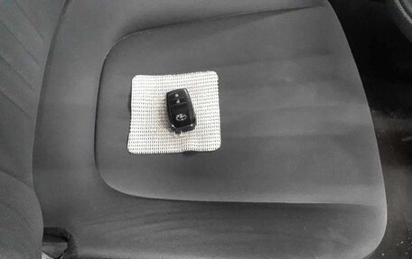 Toyota Yaris Cross, 2021 год, 1 200 000 рублей, 8 фотография