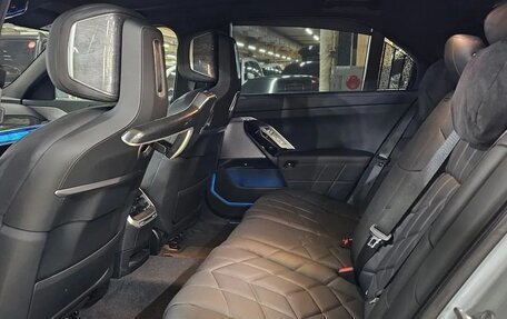 BMW 7 серия, 2024 год, 11 500 000 рублей, 13 фотография