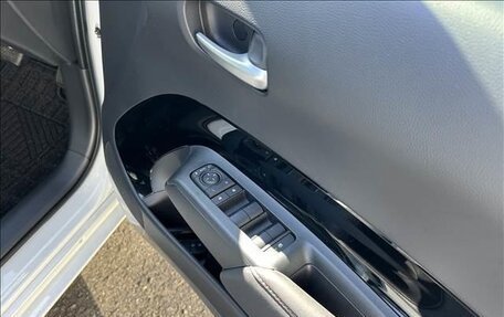 Toyota Aqua, 2025 год, 2 460 000 рублей, 29 фотография