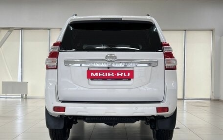 Toyota Land Cruiser Prado 150 рестайлинг 2, 2014 год, 3 500 000 рублей, 4 фотография