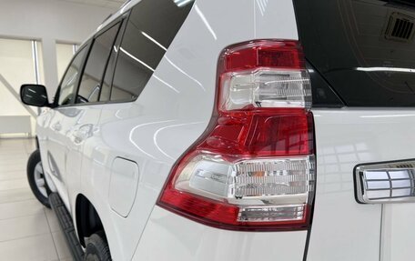 Toyota Land Cruiser Prado 150 рестайлинг 2, 2014 год, 3 500 000 рублей, 20 фотография