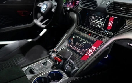 Lamborghini Urus I, 2024 год, 50 270 000 рублей, 15 фотография