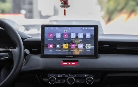 Honda Vezel, 2024 год, 2 466 000 рублей, 11 фотография