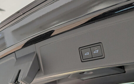 Volkswagen Touareg III, 2025 год, 8 900 000 рублей, 38 фотография