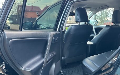 Toyota RAV4, 2018 год, 2 650 000 рублей, 8 фотография