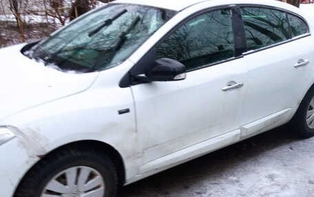 Renault Fluence I, 2012 год, 250 000 рублей, 2 фотография