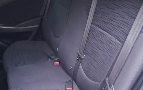 Hyundai Solaris II рестайлинг, 2015 год, 1 050 000 рублей, 5 фотография