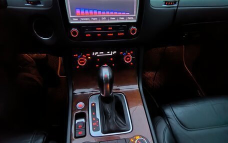 Volkswagen Touareg III, 2014 год, 2 870 000 рублей, 15 фотография