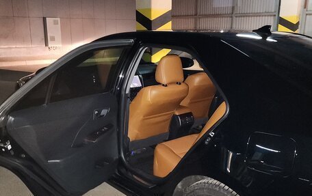 Toyota Camry, 2017 год, 2 800 000 рублей, 7 фотография