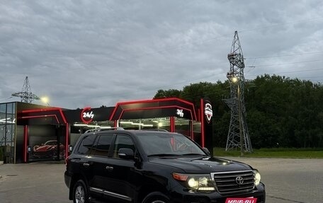 Toyota Land Cruiser 200, 2015 год, 3 700 000 рублей, 2 фотография