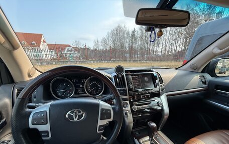 Toyota Land Cruiser 200, 2015 год, 3 700 000 рублей, 6 фотография