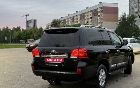 Toyota Land Cruiser 200, 2015 год, 3 700 000 рублей, 4 фотография