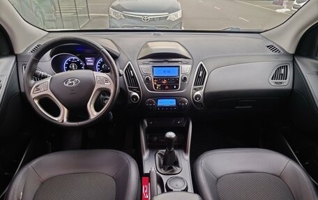 Hyundai ix35 I рестайлинг, 2011 год, 997 000 рублей, 9 фотография